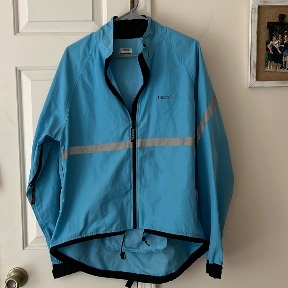 Running Room unisex jacket size M